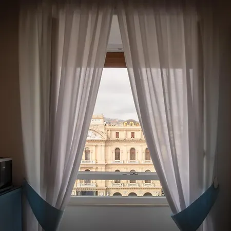 Pensionat Napoletana Neapel
